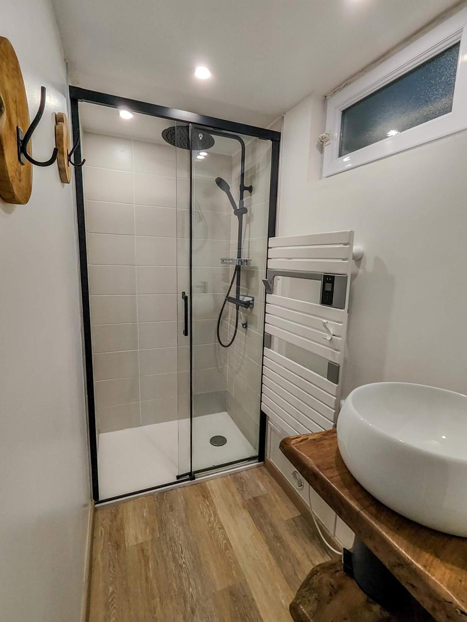 Agreable Maison Renovee En Hyper Centre Avec Patio Pornic Eksteriør billede